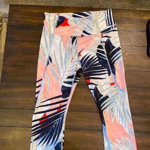 Athleta yoga pants size medium